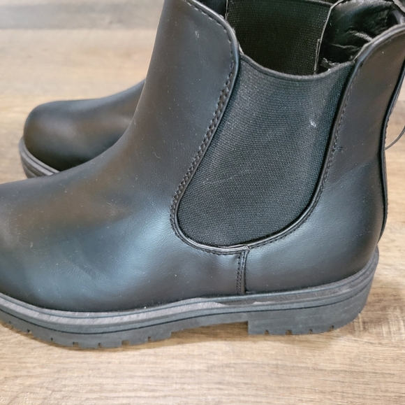 Mudd Ladies Black Ankle Boots - Picture 6 of 9
